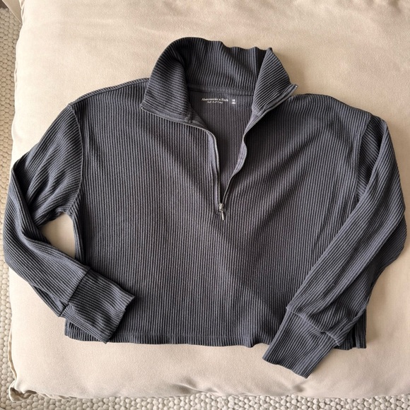 Abercrombie & Fitch Tops - Abercrombie & Fitch Navy Ribbed Half-Zip Pullover